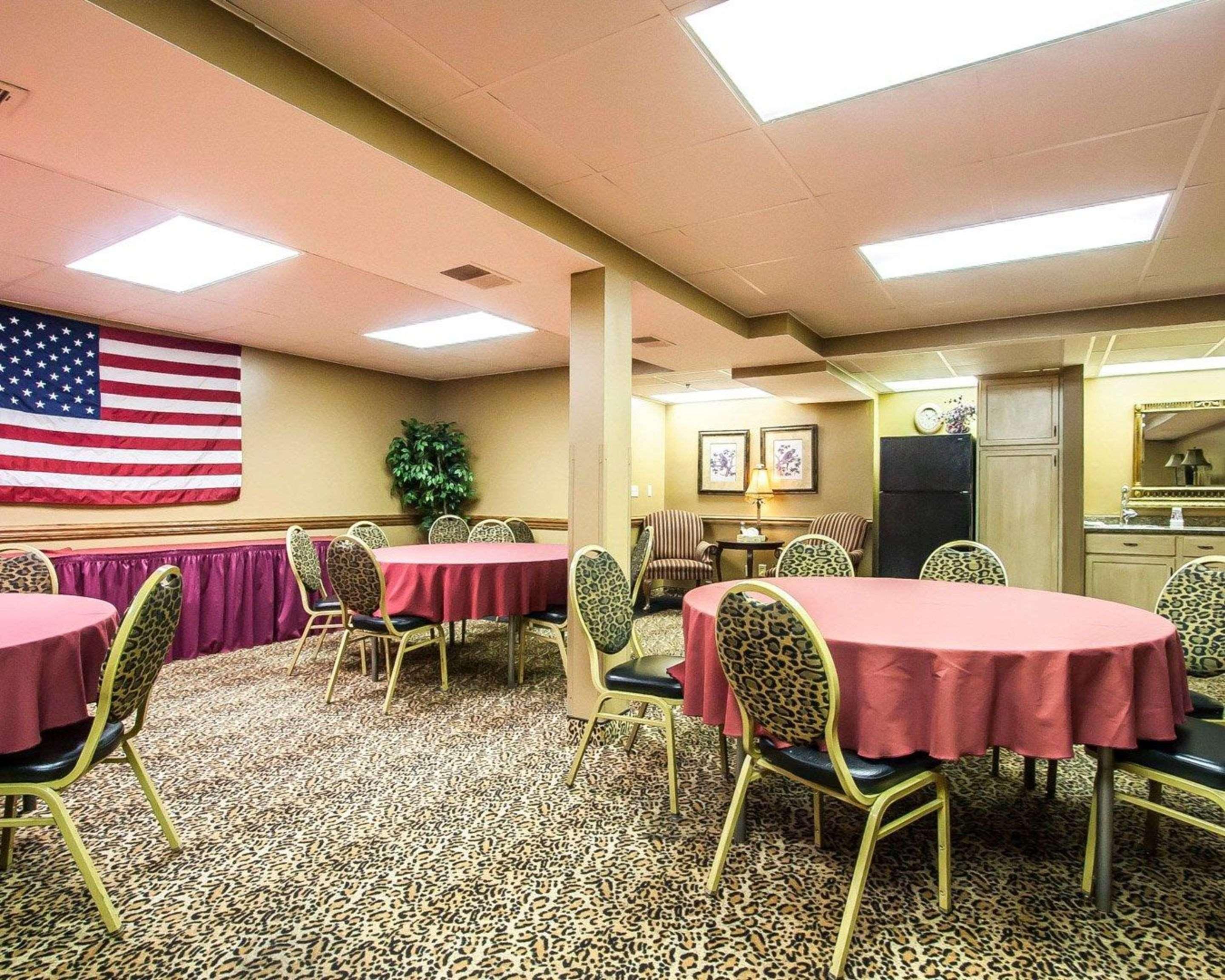 Clarion Hotel Branson Extérieur photo