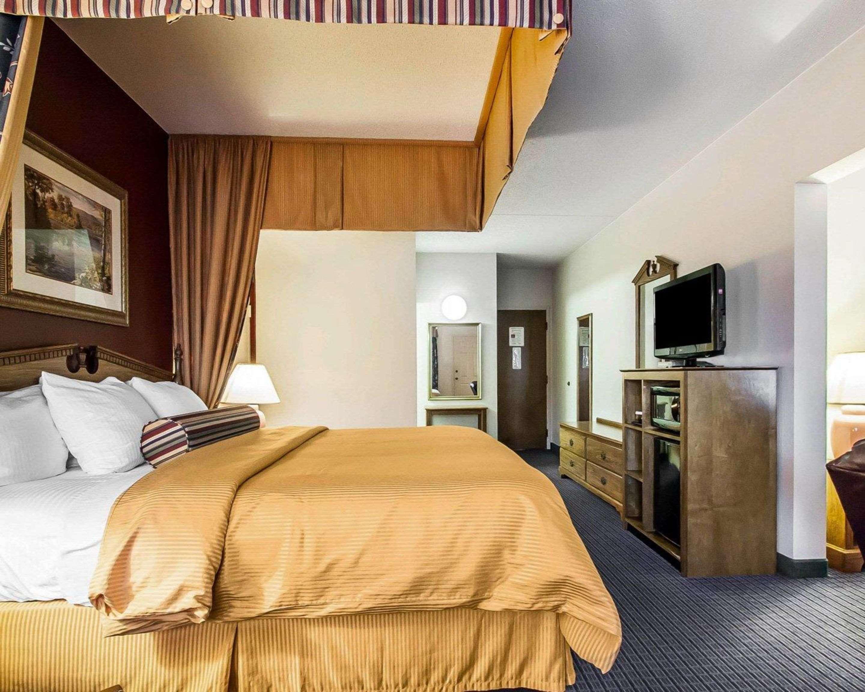Clarion Hotel Branson Extérieur photo