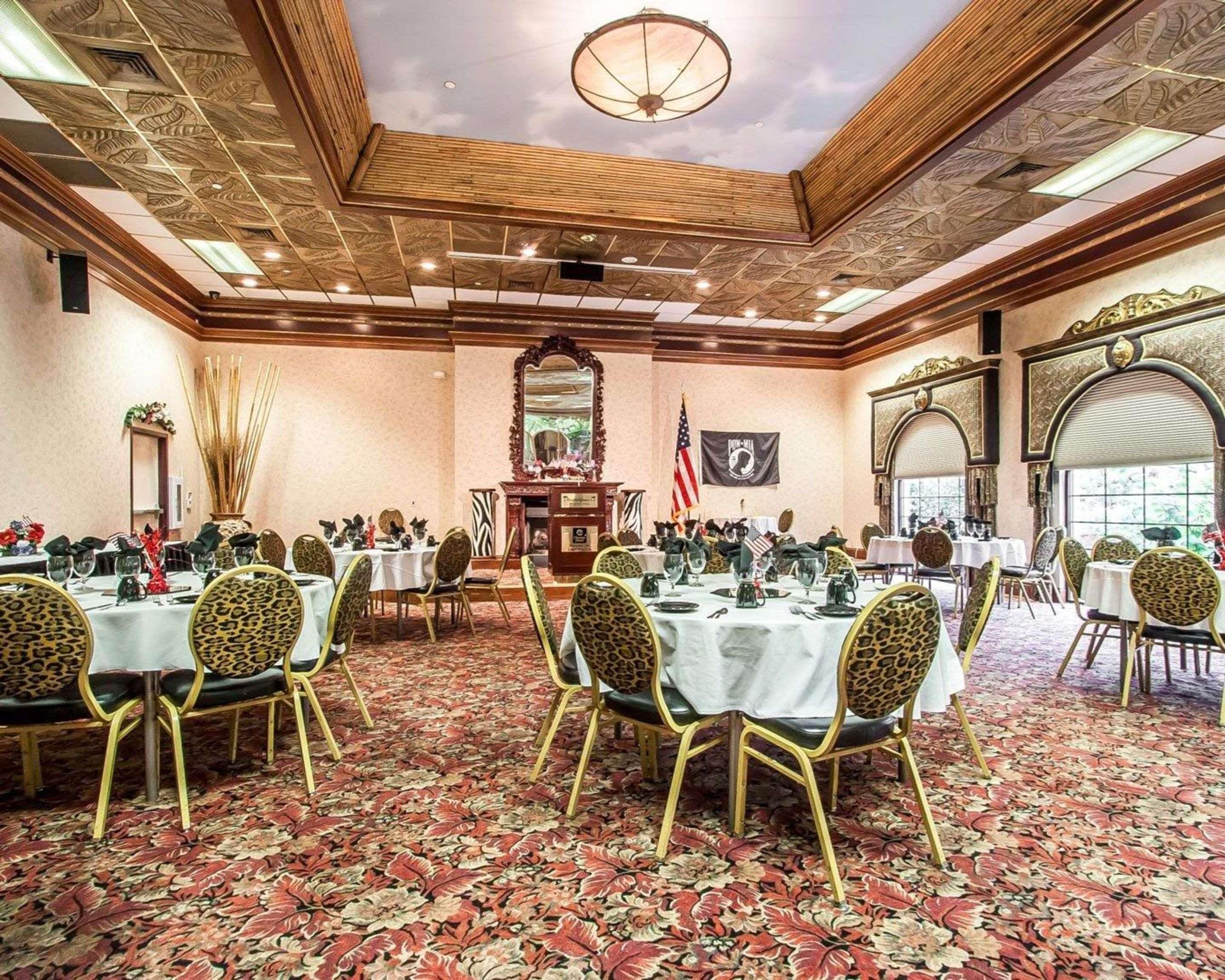 Clarion Hotel Branson Extérieur photo