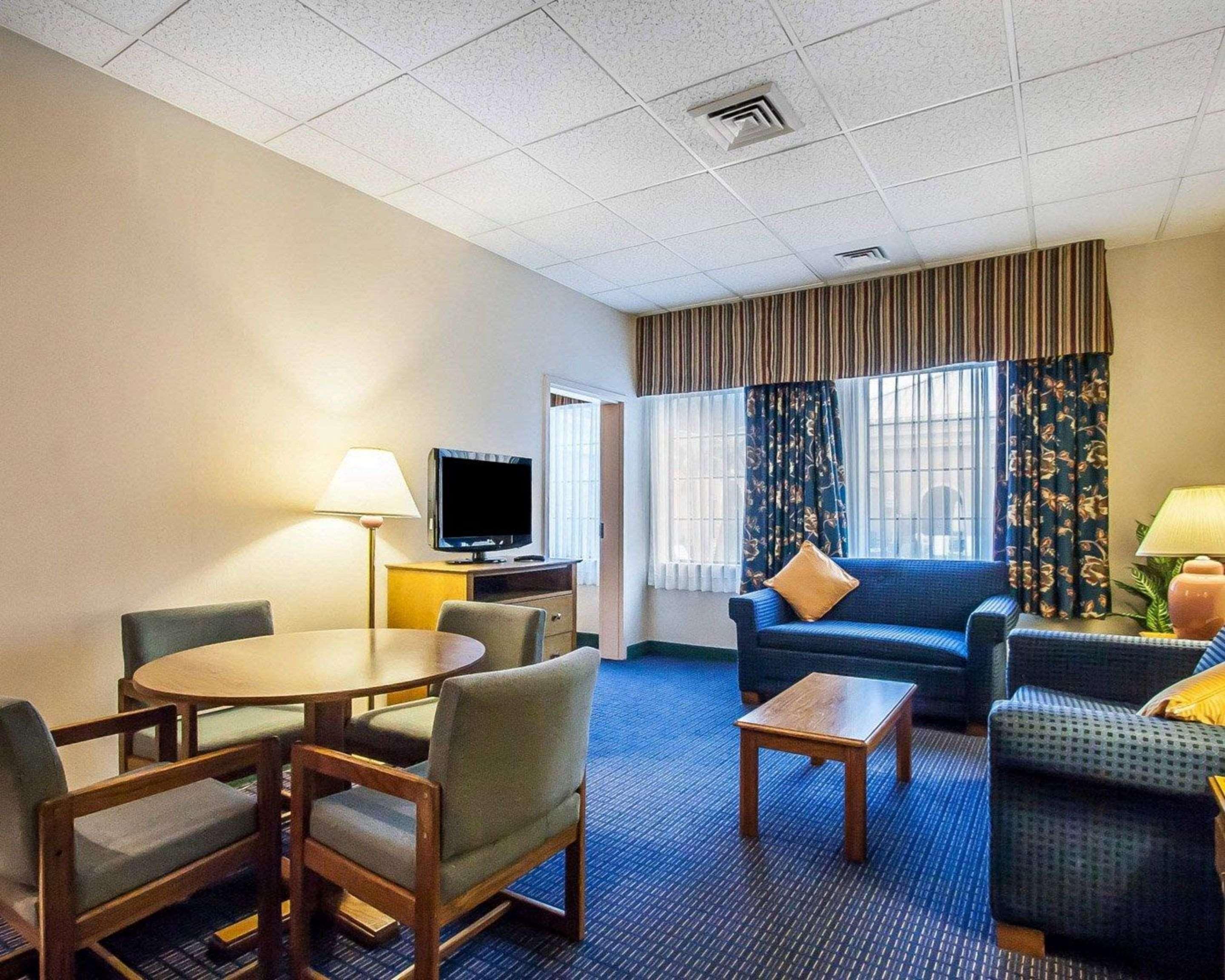 Clarion Hotel Branson Extérieur photo