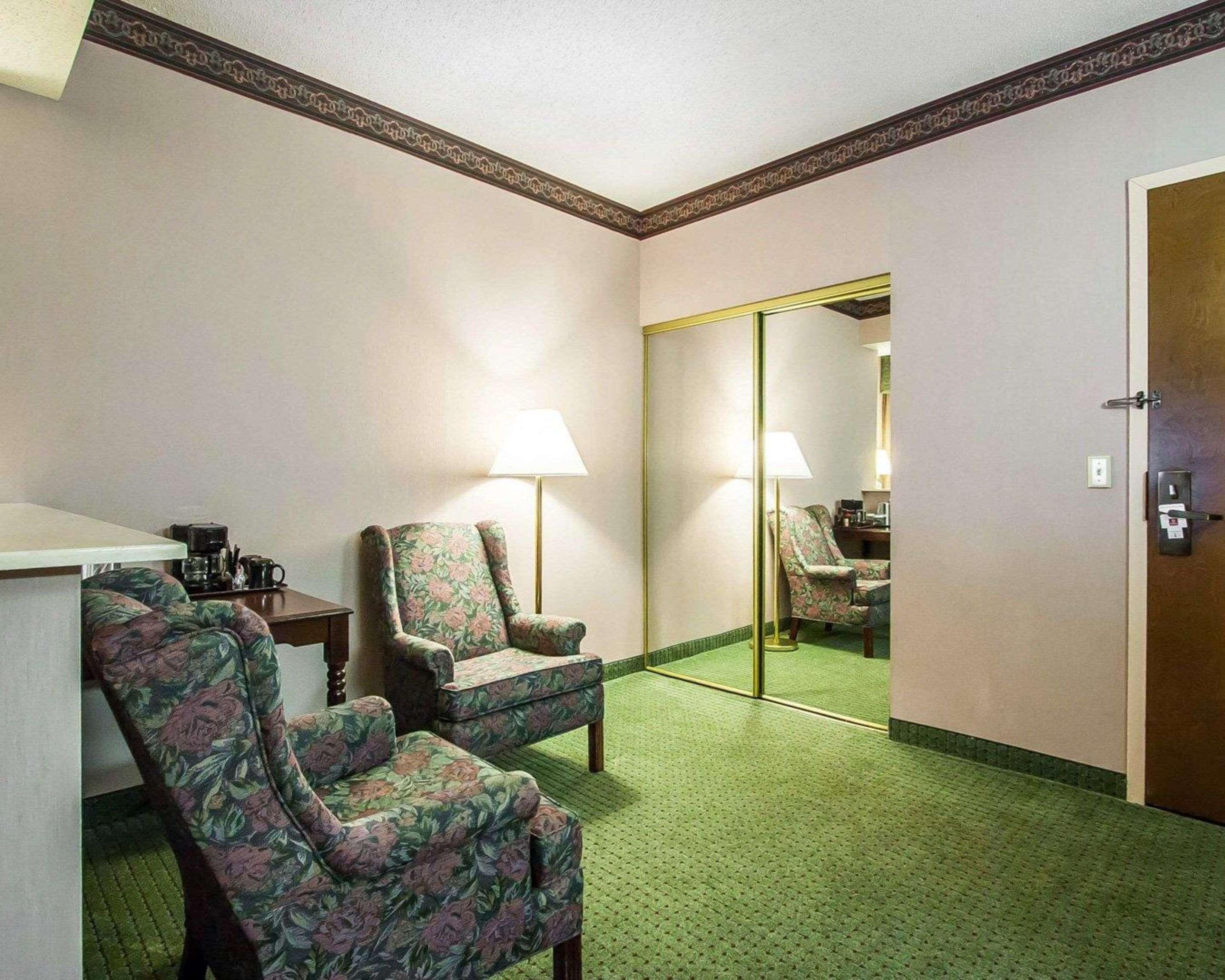 Clarion Hotel Branson Extérieur photo